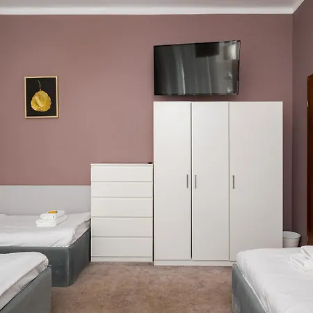 Апартаменты Moderna Rest By Bookinghost *